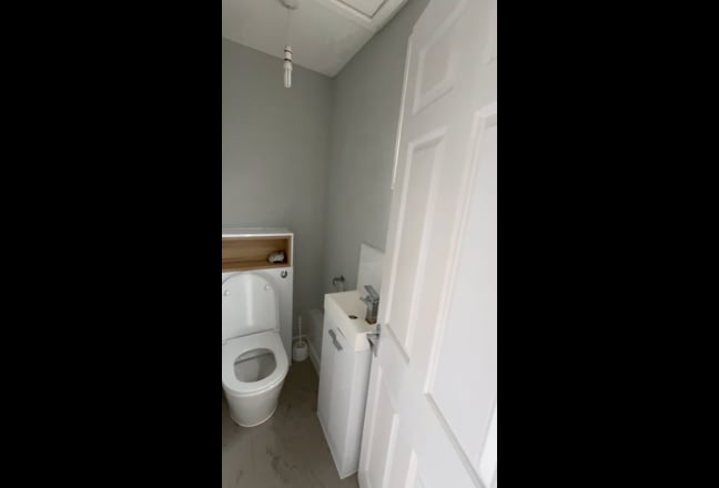 Private gardens  Main Photo