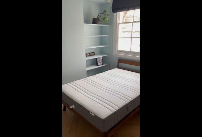 Double room with adjoining office and terrace  Main Photo