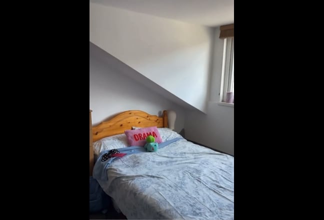 Spacious Double Room in Refurbished 8-Bed House Main Photo