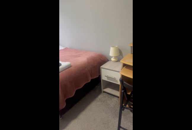 Room in lovely home, near Derby Uni/Royal Derby Main Photo