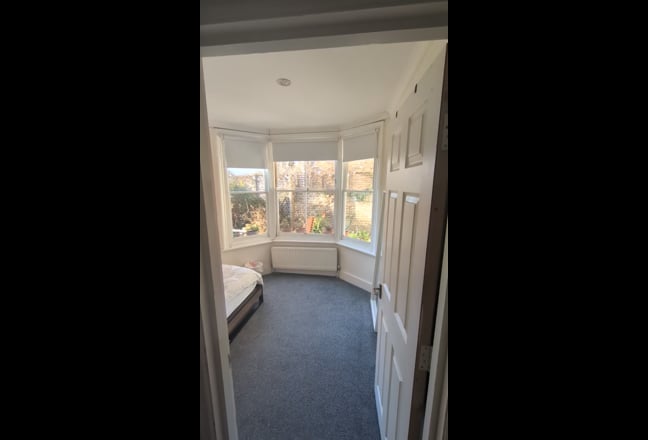Huge Garden + Large Double Room in 2-Bed Brockley  Main Photo