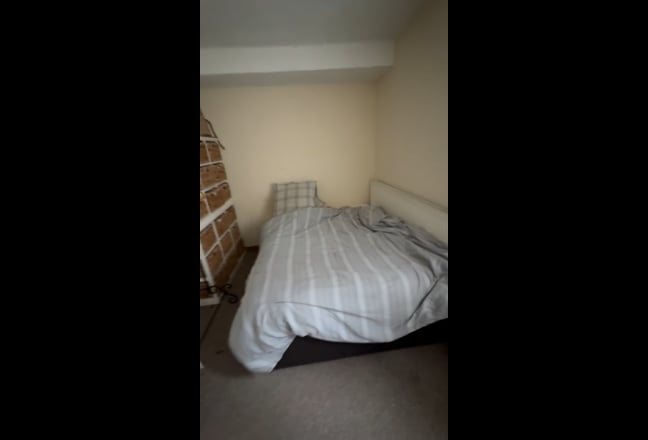 Double room in Jacob’s well Guildford  Main Photo