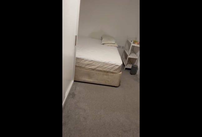 Double room with separate shower room Main Photo