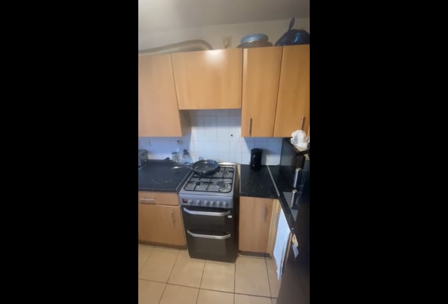 Single Room for rent near College Lane Campus! Main Photo