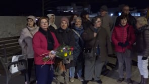 Ofrena floral en record a les víctimes del feixisme a l'Escala