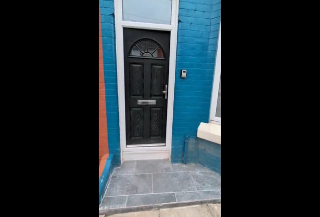 Newly refurbished 4-bed property to rent Main Photo