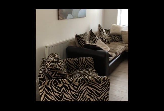 Professional house share 1 double rooms Main Photo