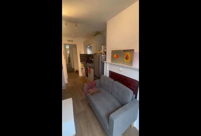 5 Bed Camberwell Main Photo