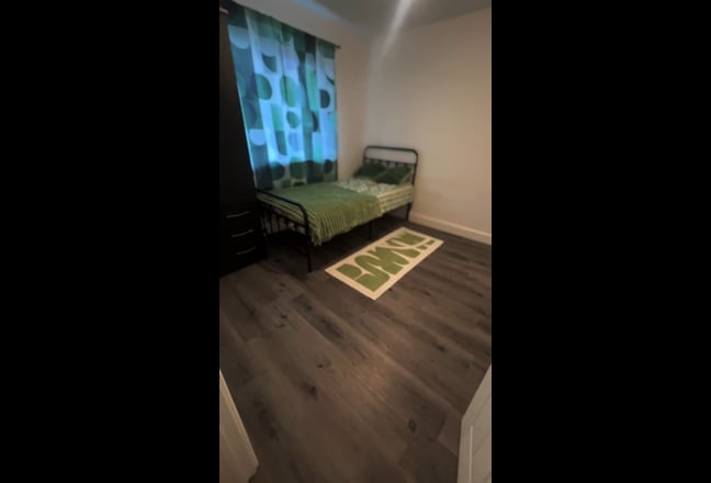 Semi Furnished  Double Bedroom with Private Toilet Main Photo