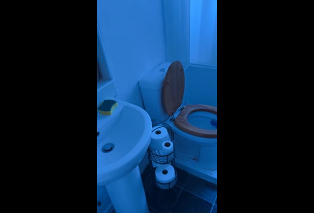 Single room perfect for new arrivals in London  Main Photo