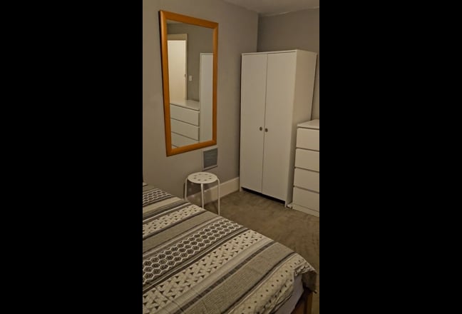 Large double bedroom,   Main Photo