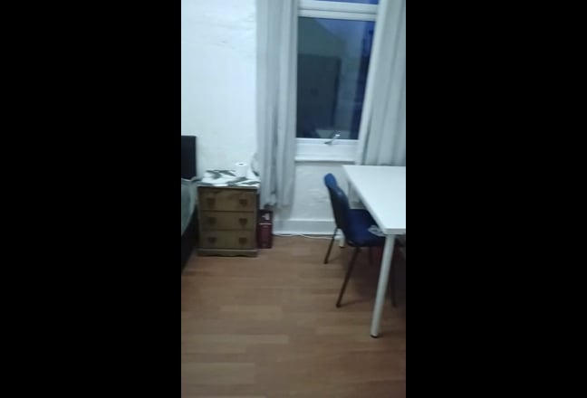 Double Room to Let @ E13 9Da All Bill Inclusive!! Main Photo