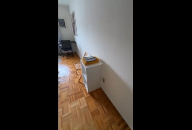 Large, Sunny , Fully Furnished Bedroom Main Photo