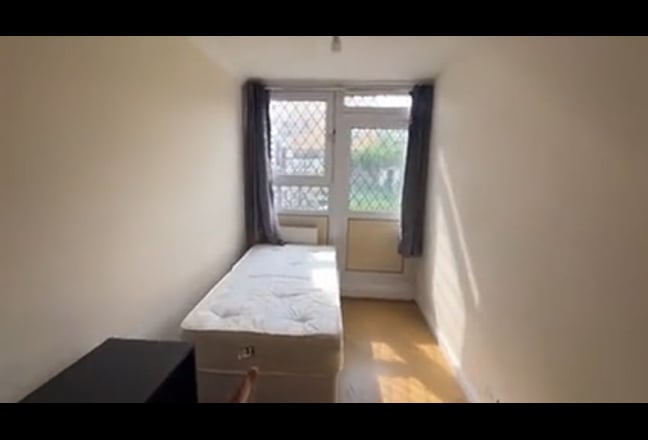 One Room available near all saints, Canary Wharf  Main Photo