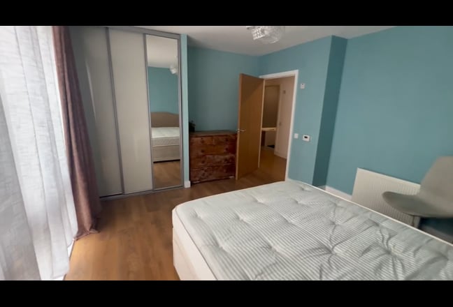 King Bedroom in Zone 2 Main Photo