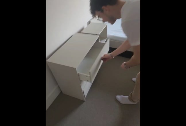 Double Room and a Private Bathroom in a New House Main Photo