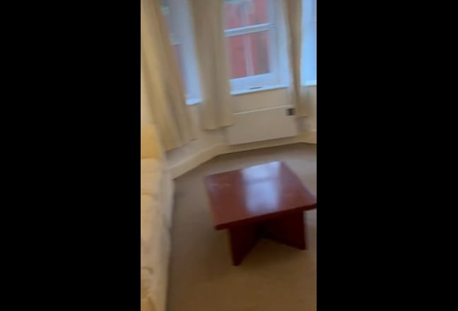 Spacious Doube Room Available Main Photo