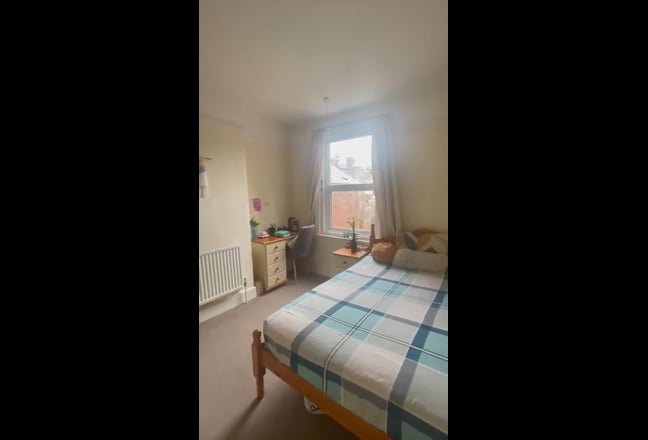 Beautiful Home | 1 Room Available Main Photo