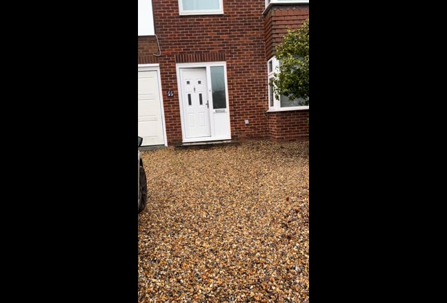 Double room with en-suite shower  Main Photo