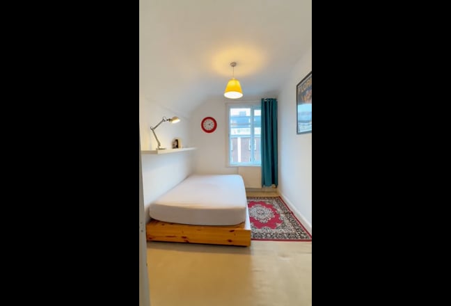 1 Double bedroom |NW2|available to all  Main Photo