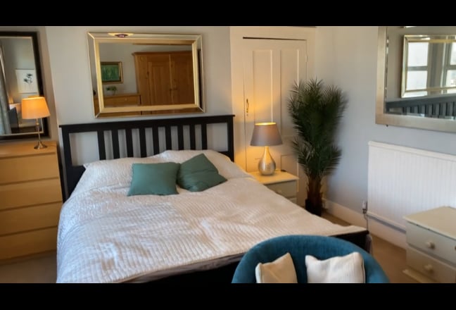 Beautiful Double room in refurbished House Main Photo