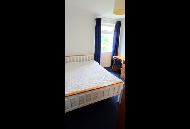 Cleaner & Bills Included!!   Main Photo