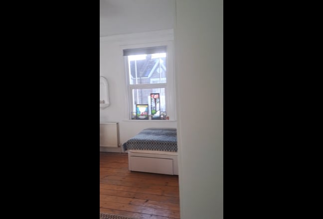 2 large double rooms. Quiet house Main Photo