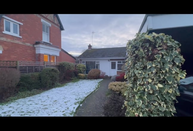 Large room available in a Bungalow in Kenilworth Main Photo