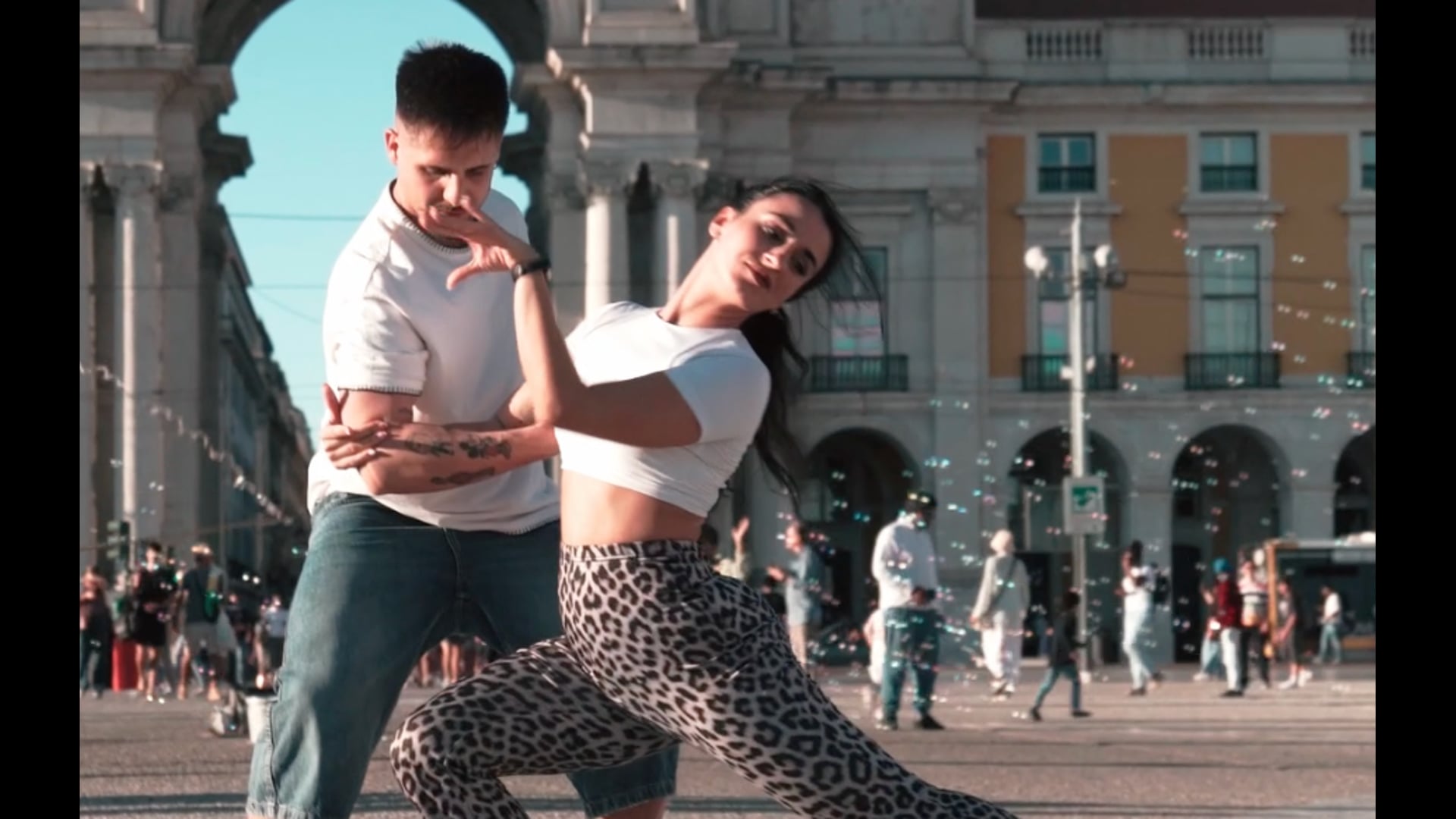 Francis y Luna - Mas bella - Lisboa