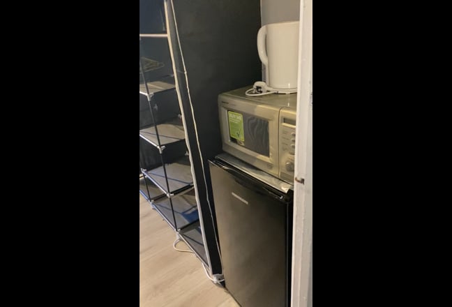 Single room to Rent Main Photo