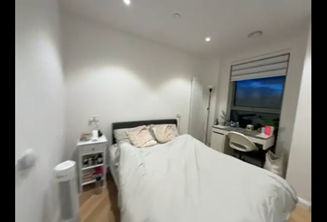 Bright Double Room in Modern Flat  ☀️ Main Photo