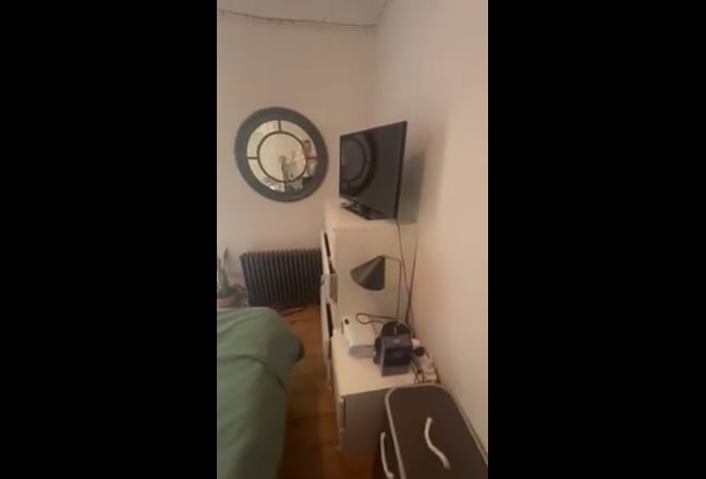 1 Bed Flat off Northcote Road  Main Photo