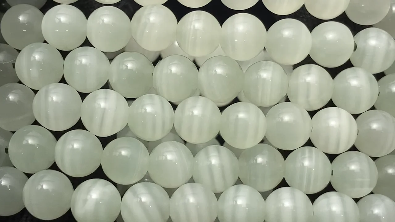 アフガニスタン産グリーンカルサイト AAA ラウンド7mm 1連