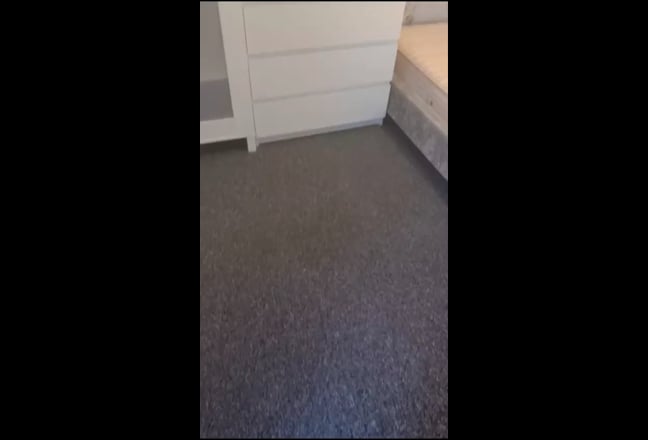 Beautiful Room- Bills Included Main Photo