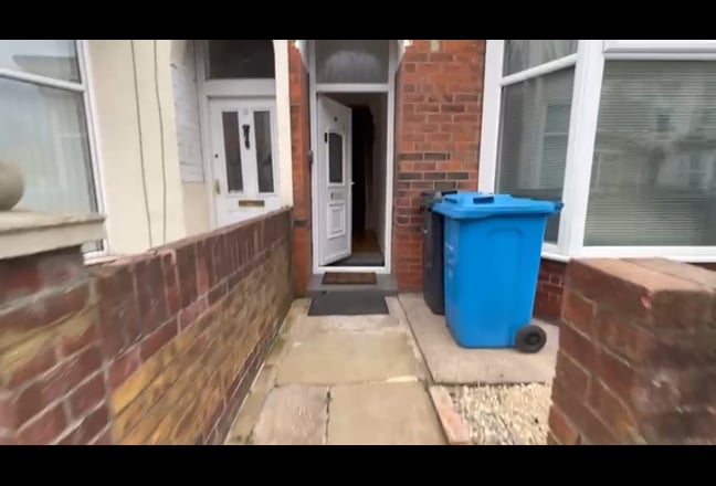 4 Double Room Available in Newly Refurbished House Main Photo