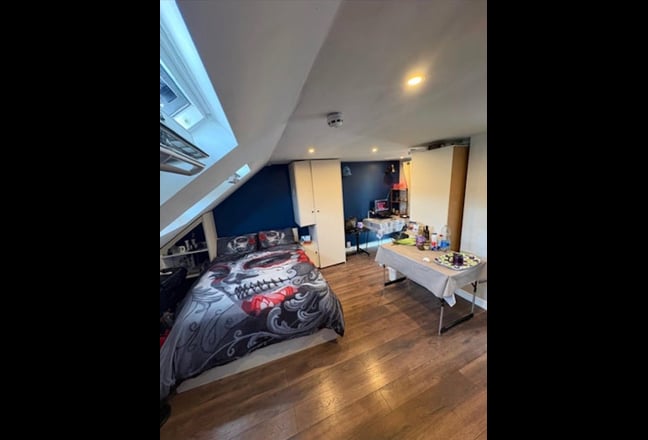 2 x En-Suite D room! Walk to Canary Wharf, E14 Main Photo