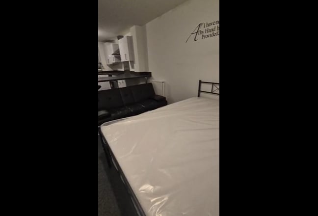 Fully Furnished Big Double And Single Rooms Main Photo