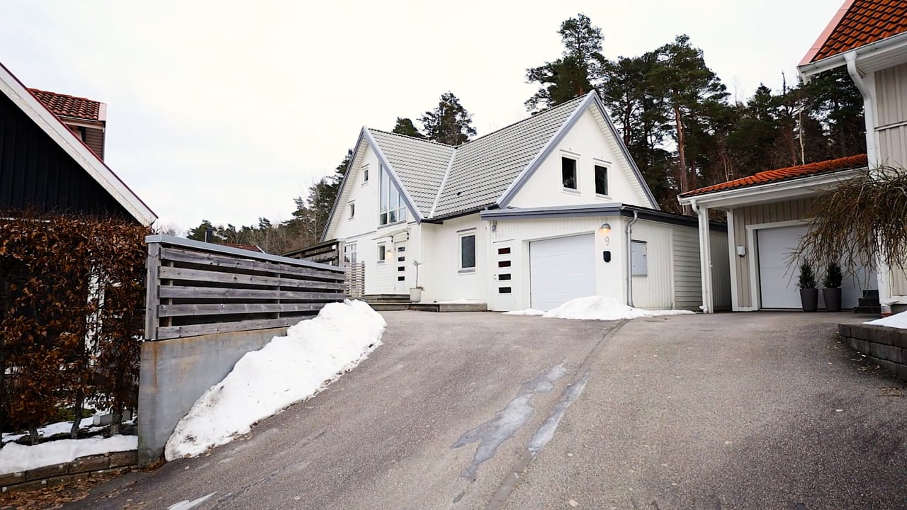 6 rum Villa på Plåtslagaregatan 9 Skoftebyn Trollhättans kommun - video