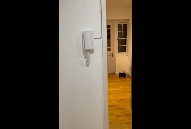 Double Room in Spacious 3-bed flat + 2 Bathrooms Main Photo