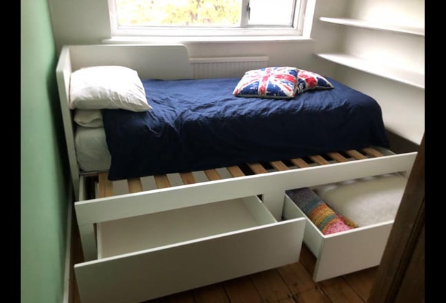 Sunny and cosy  Double Room in West Norwood Main Photo