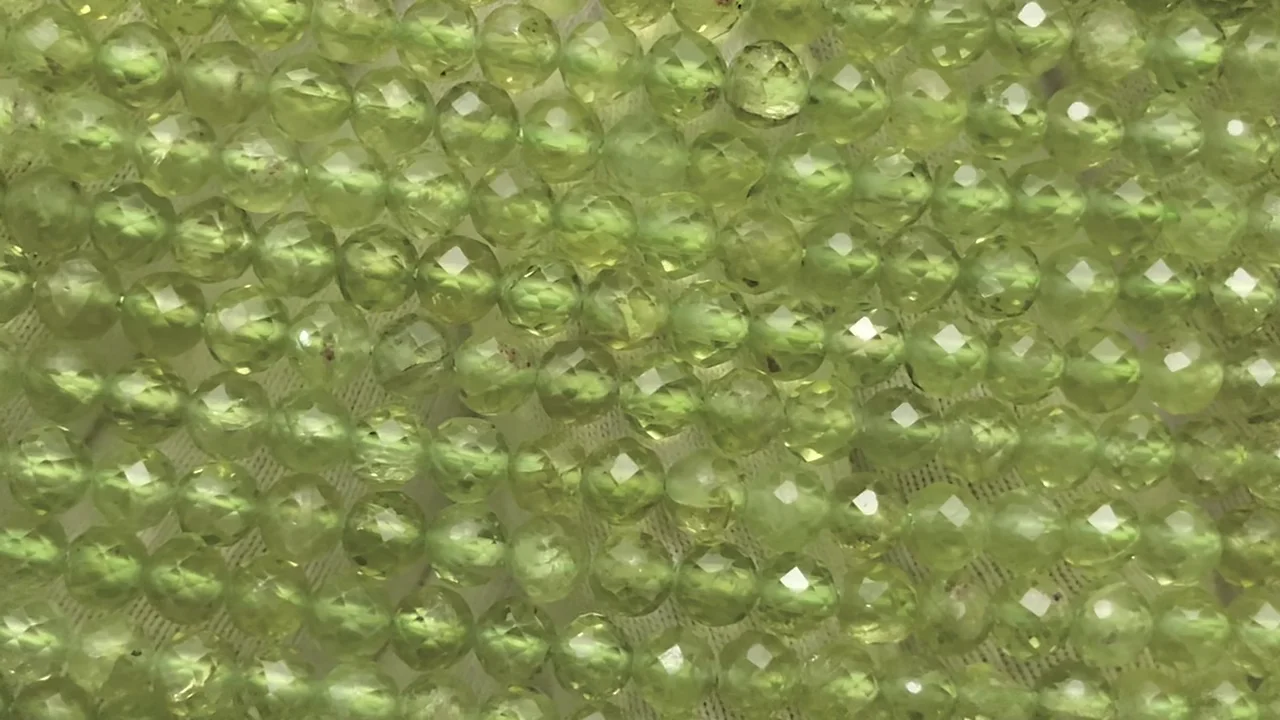 ペリドット ラウンドカット4mm ｜天然石ビーズの卸問屋・通販ケンケン