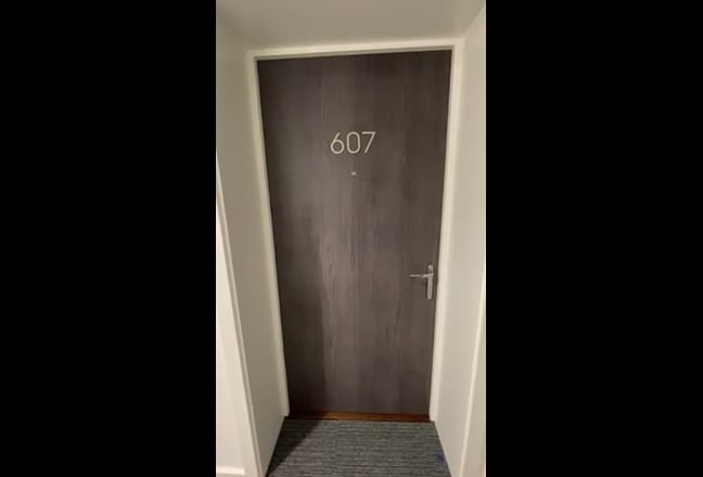 Short term 2 bed 2 bath 6th floor (bills inc) Main Photo