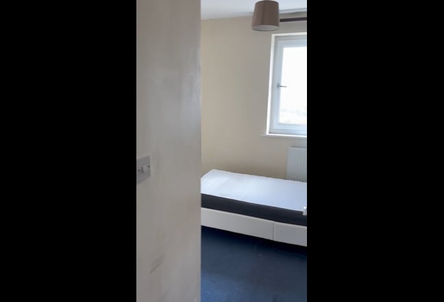 Two rooms available behind County Hospital Main Photo