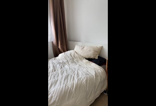 🏡 Professional House Share – Fleet (Ground Floor) Main Photo