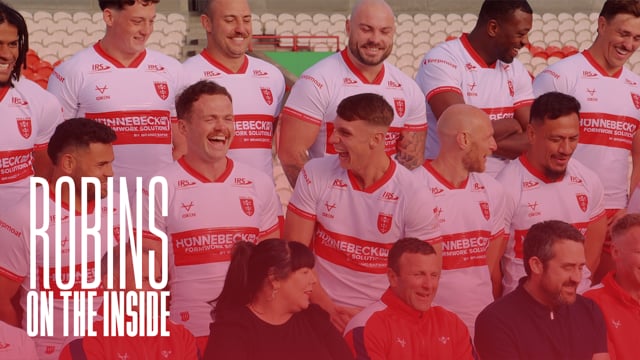 Go Behind The Scenes Of Our Team Photo Day And Our Pre-Season Friendly 📷 🏉  Robins: On The Inside