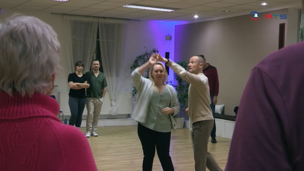 alles-walzer-tanzlehrer-gerhard-bayer-gibt-nuetzliche-tipps-fuer-die-ballsaison