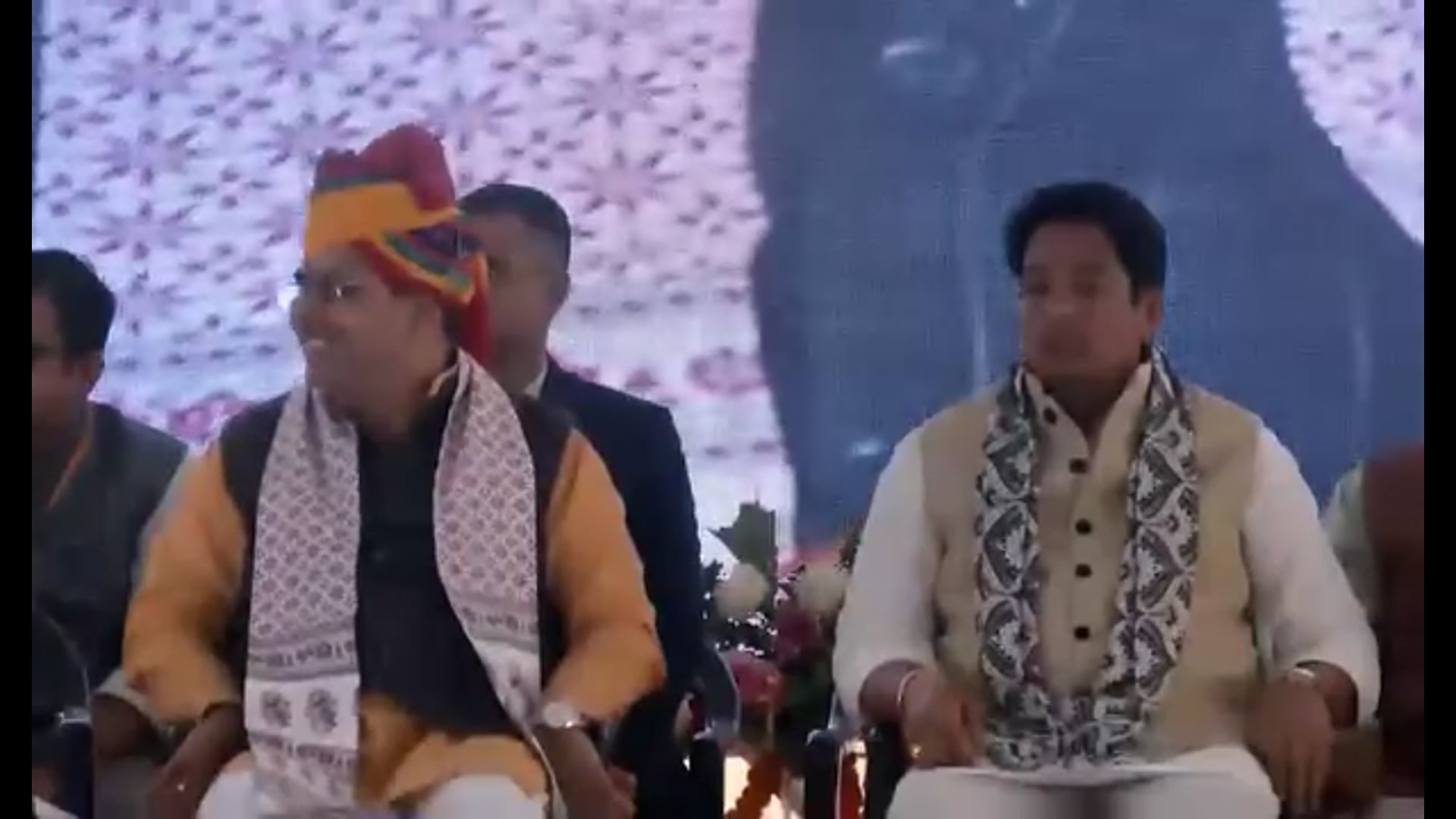 राजस्थान के भाई बहनों आवासीय योजना से कोई वंचित नहीं रहेगा।