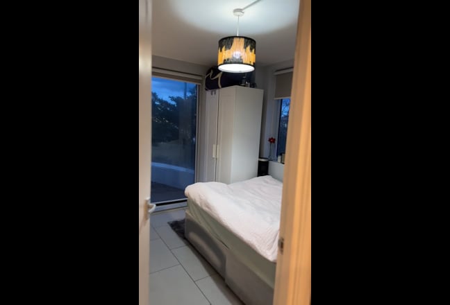 Short-Term Room | SW8 Battersea | 14 Feb –15 Mar  Main Photo