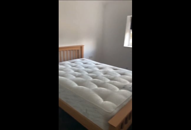 Bright & Spacious Double Room Hounslow/Heathrow Main Photo