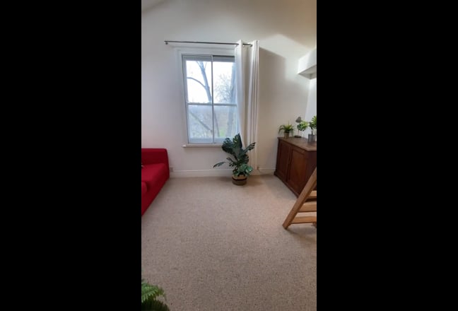  Lovely studio flat/apartment West Kensington Main Photo